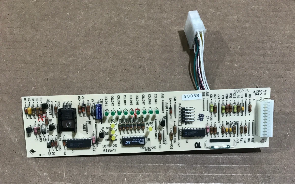 Click to zoom Used Norcold optical display control board 618573 for refrigerator replacement